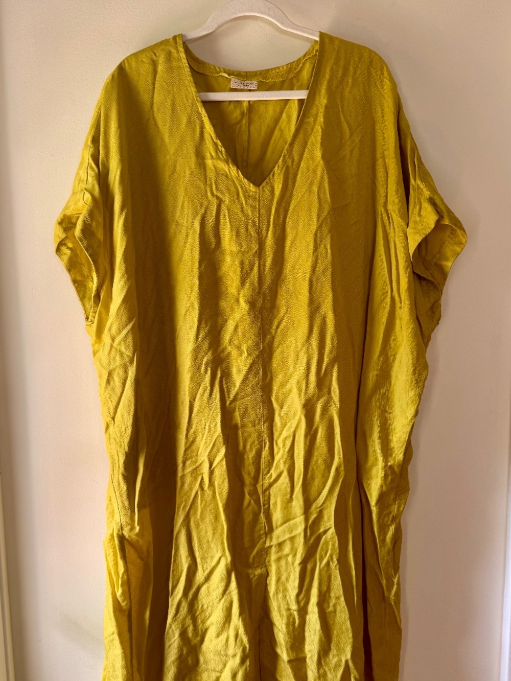 Curator SF Sakura Kaftan